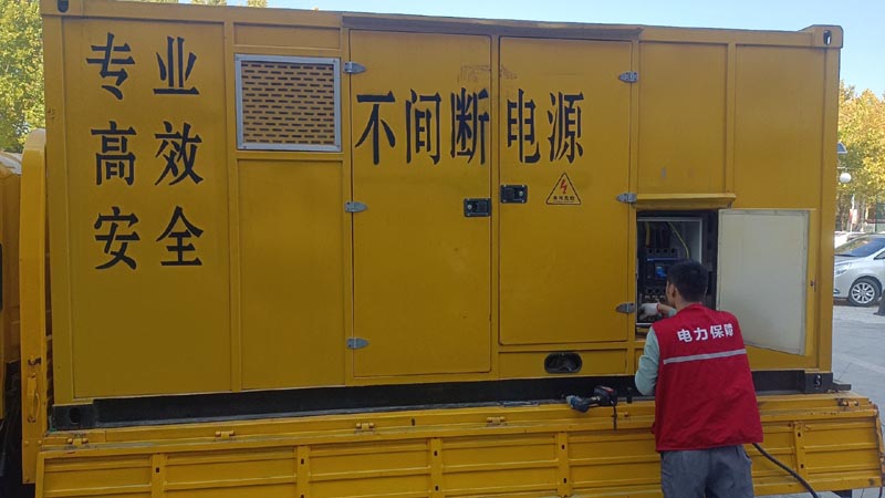 晋城柴油发电机组和UPS电源配合使用时，如何避免切换过程中的电力中断？